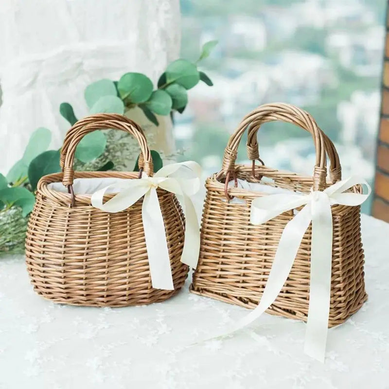 panier à fleurs en osier style rustique pour femmes