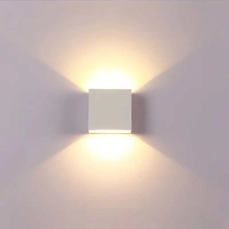 applique murale led moderne pour décoration intérieure élégante