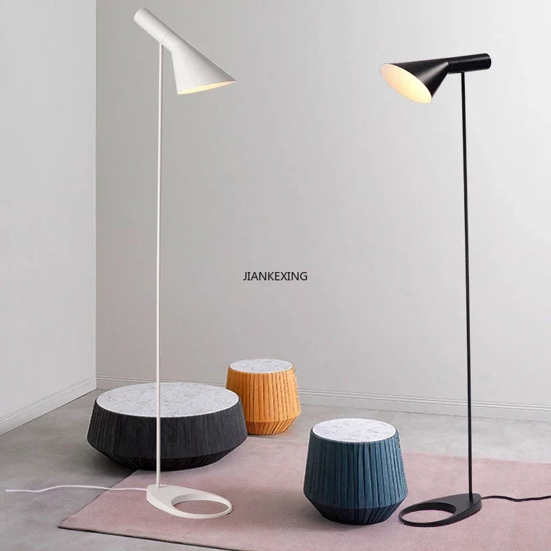 lampadaire led design arne jacobsen pour décoration moderne