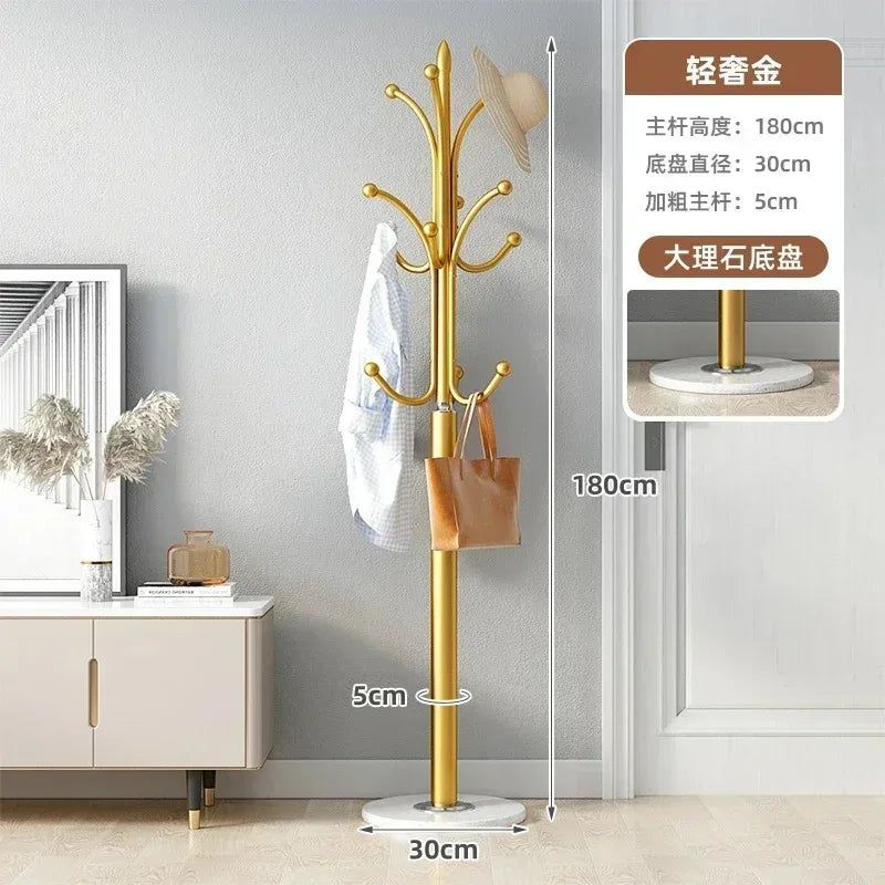 porte-manteau moderne en métal design arbre pour gagner de l'espace