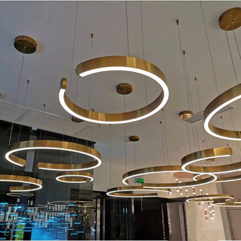 suspension LED en anneaux de luxe pour ambiance moderne