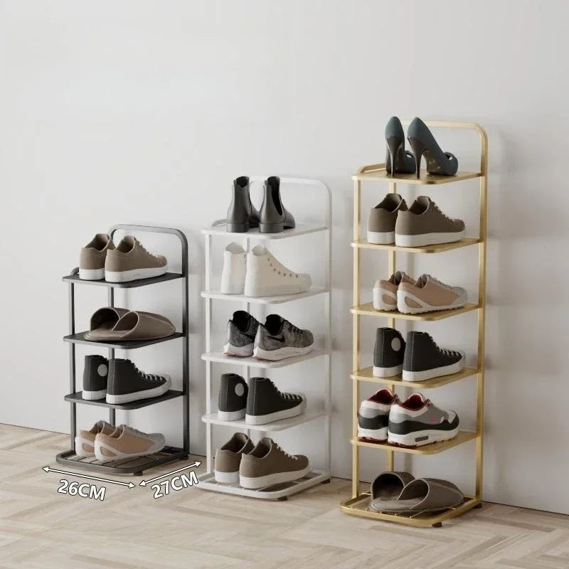 étagère à chaussures moderne en métal pour un rangement vertical élégant