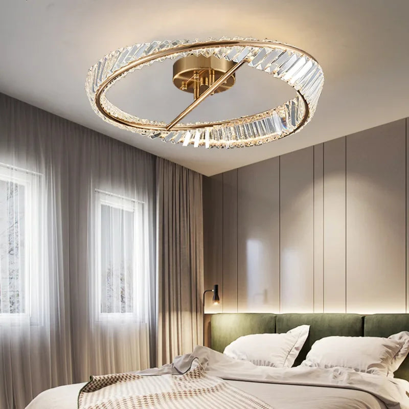 lustre moderne à leds dimmable en anneaux de cristal