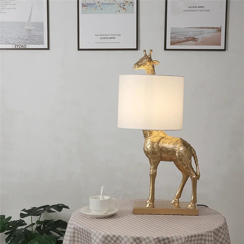 lampe de bureau design moderne girafe en résine éclairage créatif