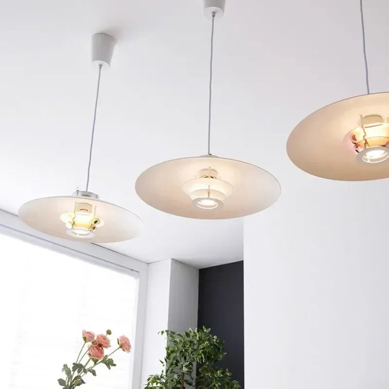 Nordic Circular Pendant Light, Modern Dining Room, Bedroom, Bar Counter, LED Pendant Light, White Warm Light 45cm Light