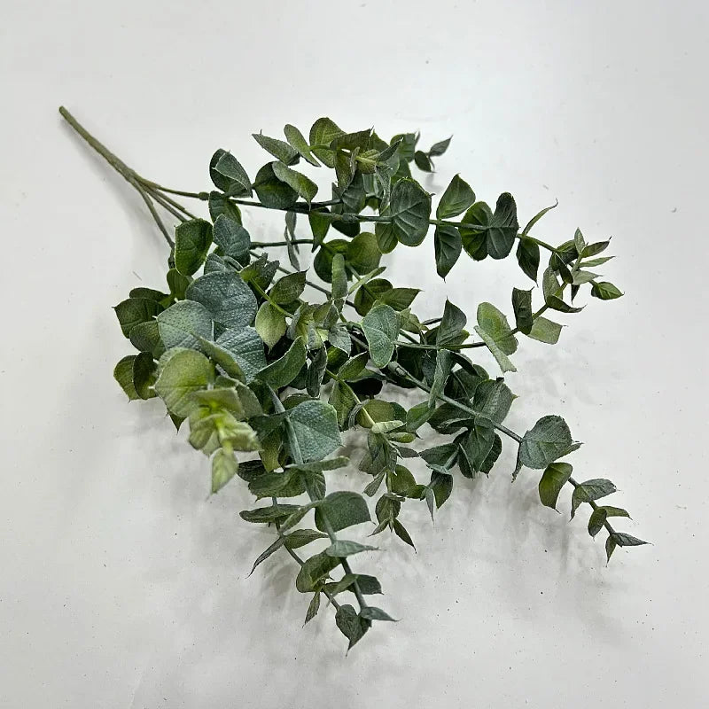 plantes vertes artificielles décoration feuilles eucalyptus pour intérieur