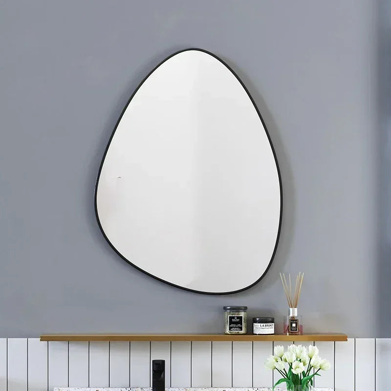 miroirs décoratifs irréguliers pour une décoration moderne et élégante