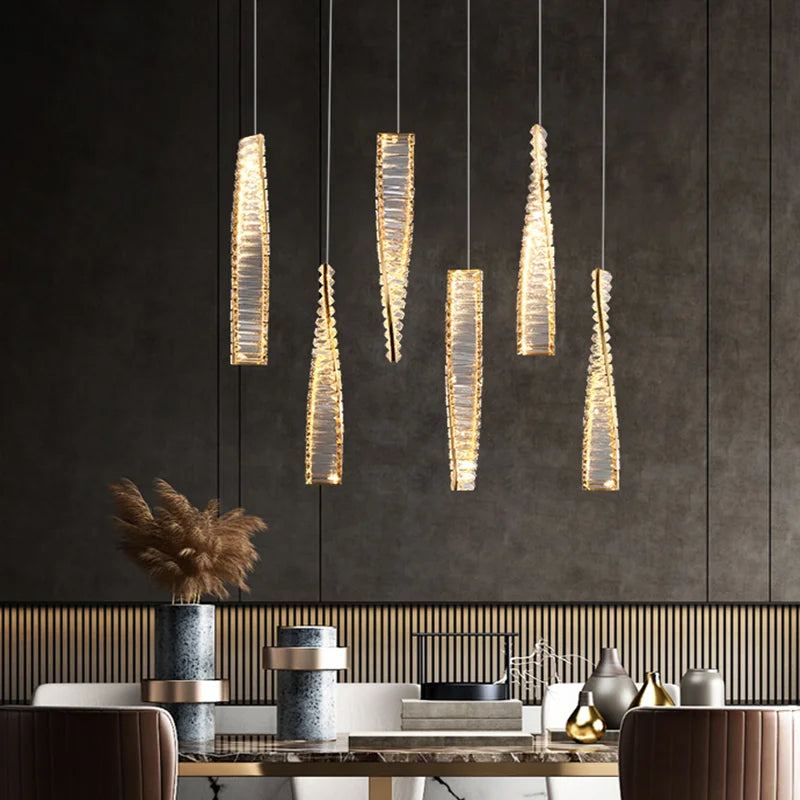 lustre en cristal design moderne pour ambiance élégante