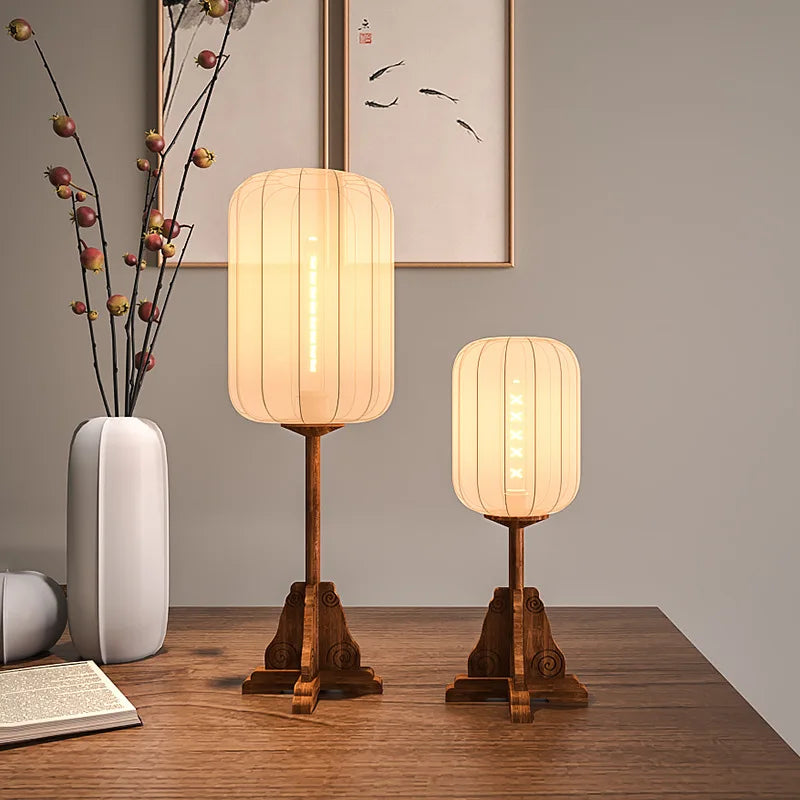 lampadaire vintage en bois pour décoration intérieure et ambiance chaleureuse