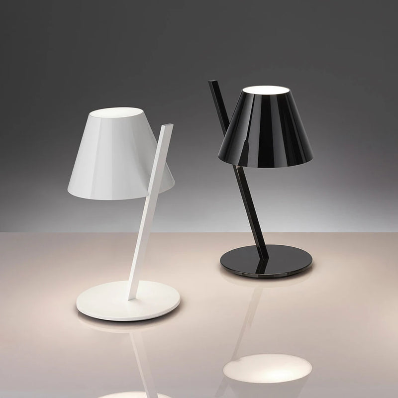 lampe de bureau design italienne pour intérieur moderne