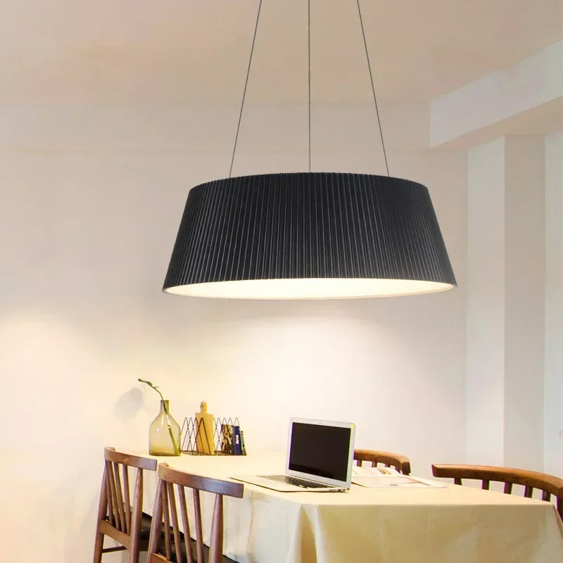 plafonnier led suspendu au design minimaliste élégant et décoratif