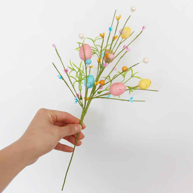 décoration œuf artificiel fleurs mousse pour pâques diy