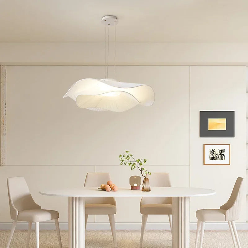 lustre en tissu à led pour un intérieur moderne et minimaliste