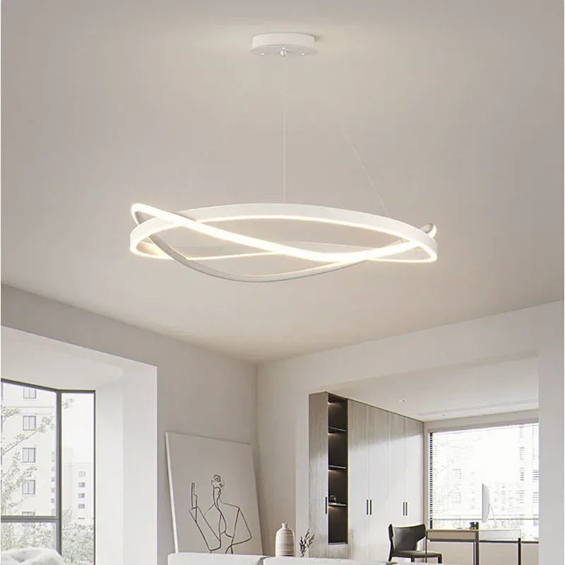 suspension LED au design moderne pour intérieur