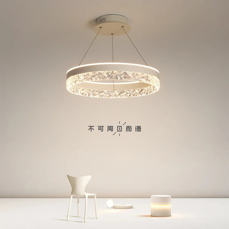 lustre moderne minimaliste led avec anneaux en cristal