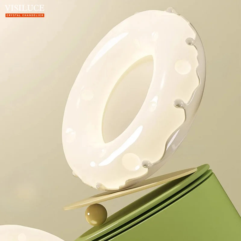 plafonnier led design minimaliste en forme de donut décoratif