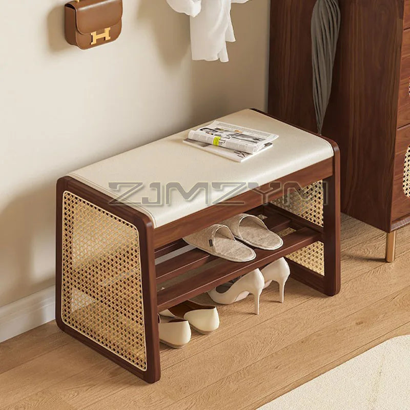 tabouret à langer avec coussin et armoire à chaussures intégrée