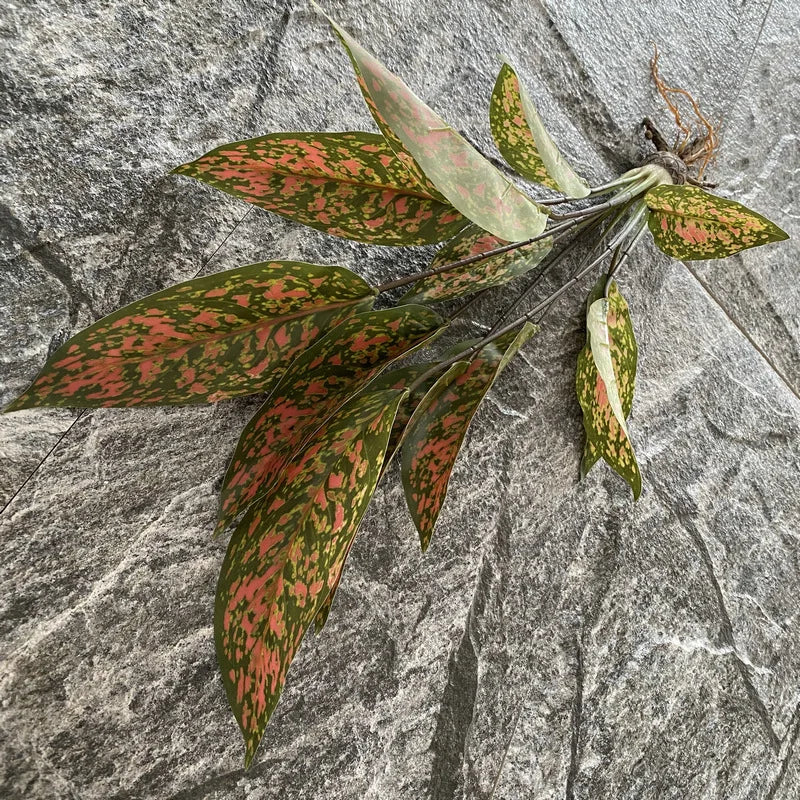 plantes artificielles en plastique avec racines pour décoration de mariage