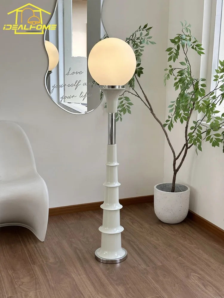 lampadaire design médiéval à led pour intérieur moderne