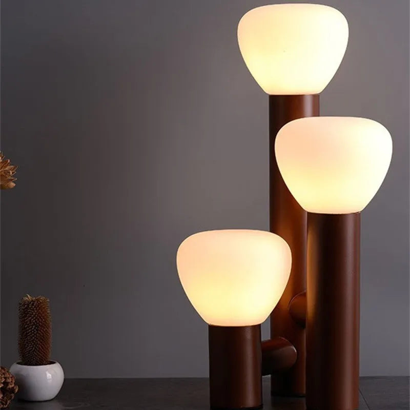 lampe à poser en verre coloré pour décoration intérieure