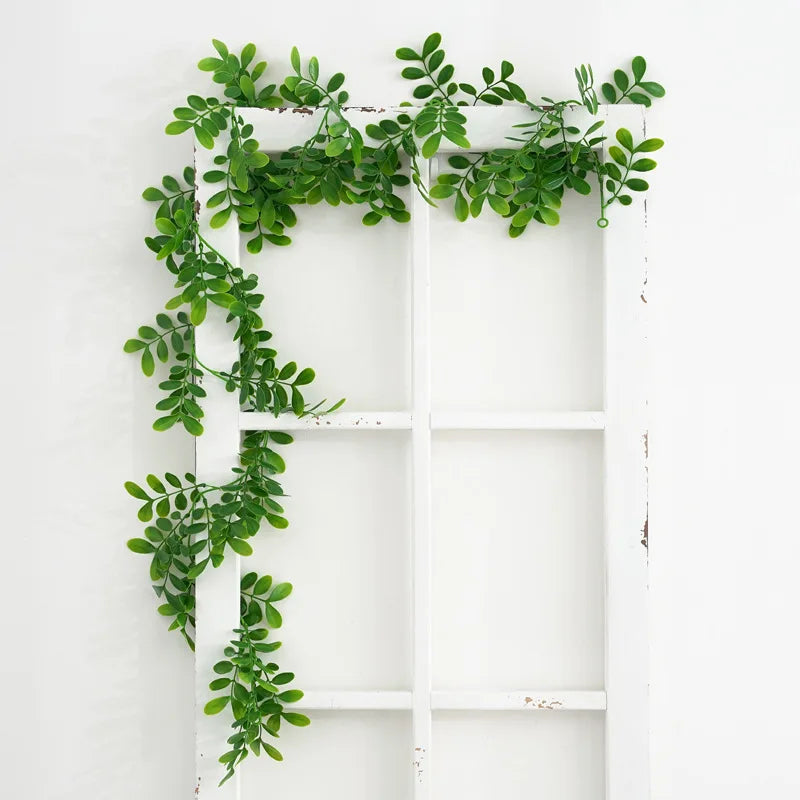 couronne de feuilles d'eucalyptus et glycine décorative pour fêtes