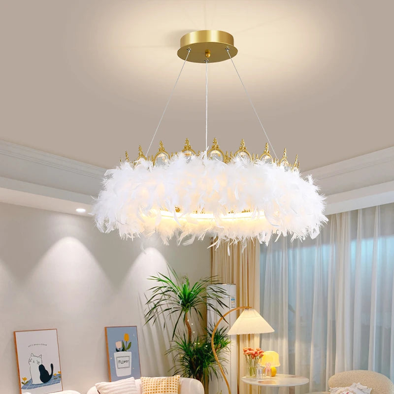 lustre nordique en plumes pour chambre de filles style luxe créatif