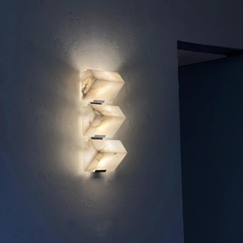 "applique murale moderne en marbre avec lumières led"