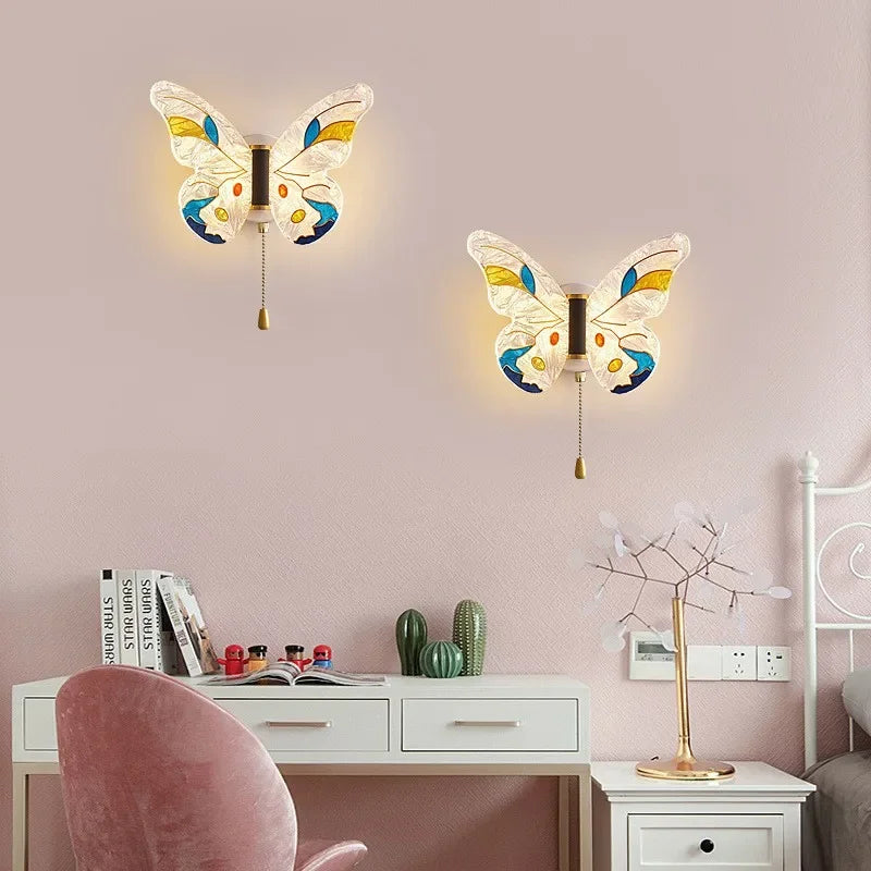 applique murale papillon multicolore en verre tiffany décorative pour enfants