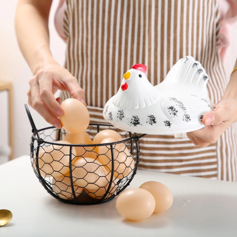 panier en céramique pour œufs et fruits avec poule décorative