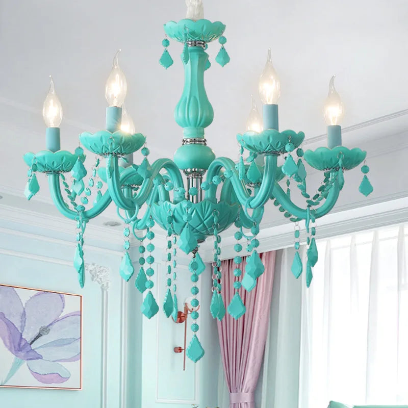 lustre en cristal pour une chambre de petite fille