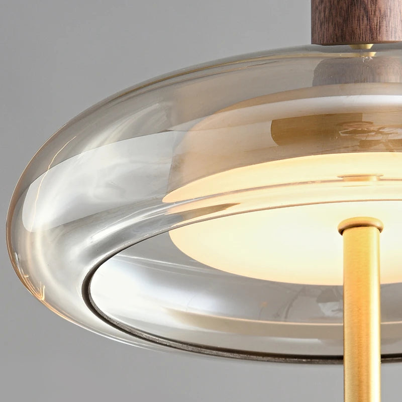 lustre nordique en cuivre design minimaliste pour intérieur élégant