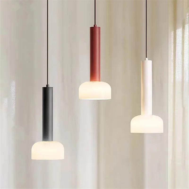 suspension en verre design minimaliste pour intérieur élégant