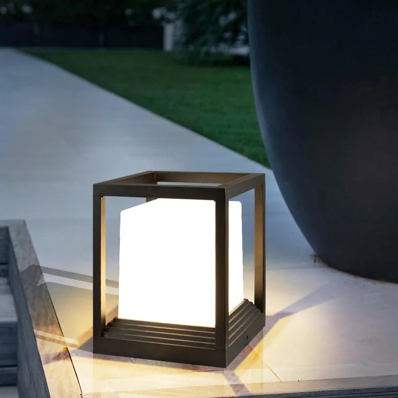 lampe de jardin solaire avec intensité variable et télécommande