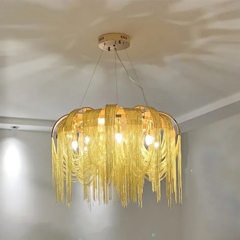 suspension en aluminium avec éclairage led moderne intérieur