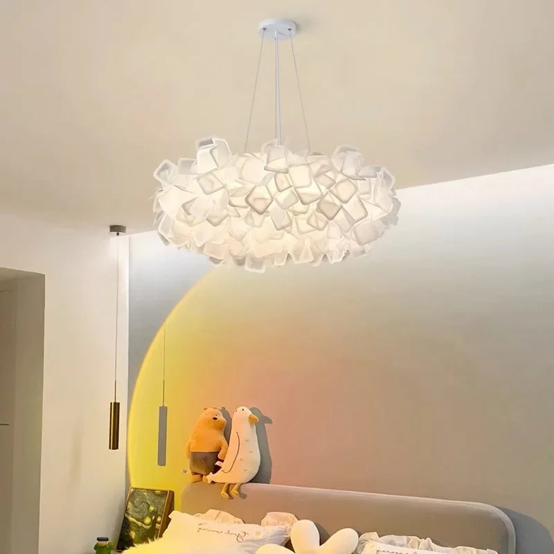 lustre moderne à LED avec protection des yeux en plumes