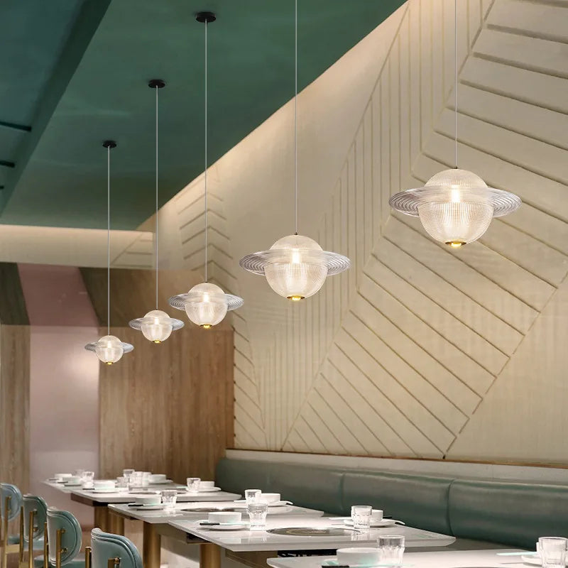 suspension en verre design pour cuisine restaurant et bar