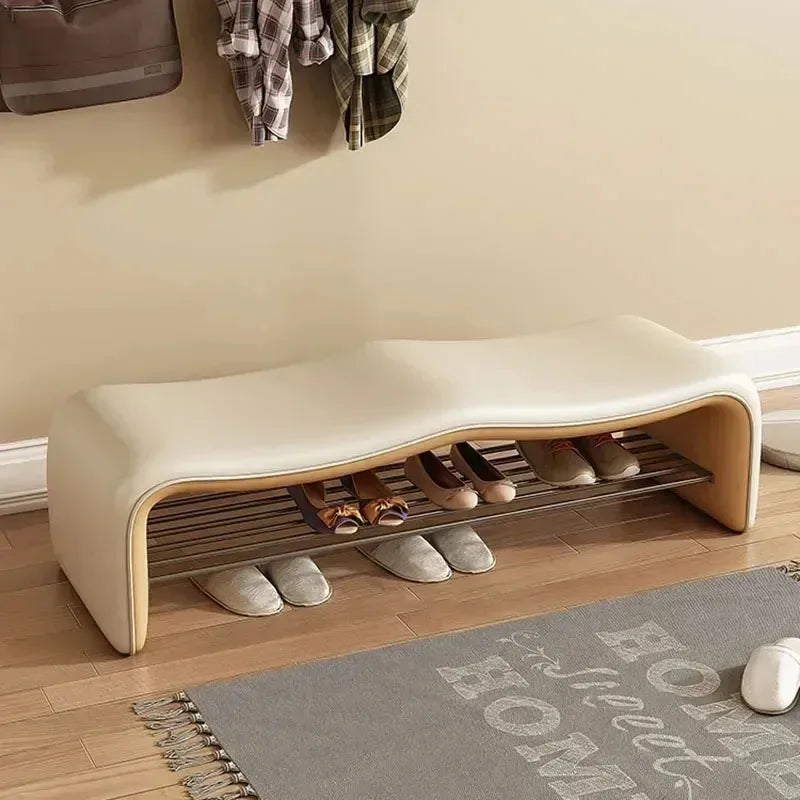 banc de rangement minimaliste pour chaussures avec siège design