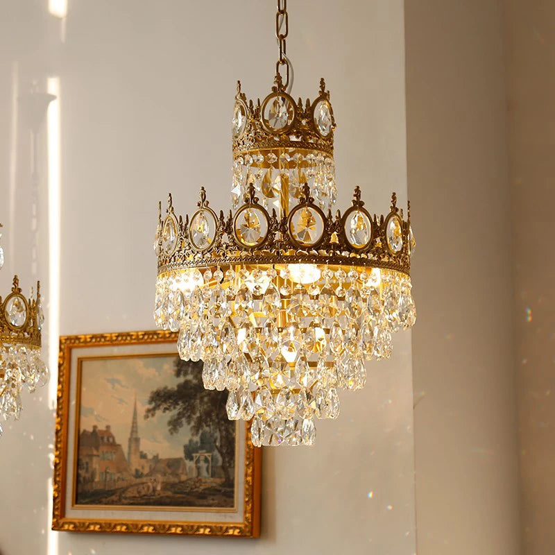 lustre en cristal pour un éclairage élégant et raffiné