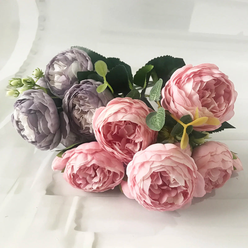 bouquet de pivoines artificielles pour décoration de mariage intérieur