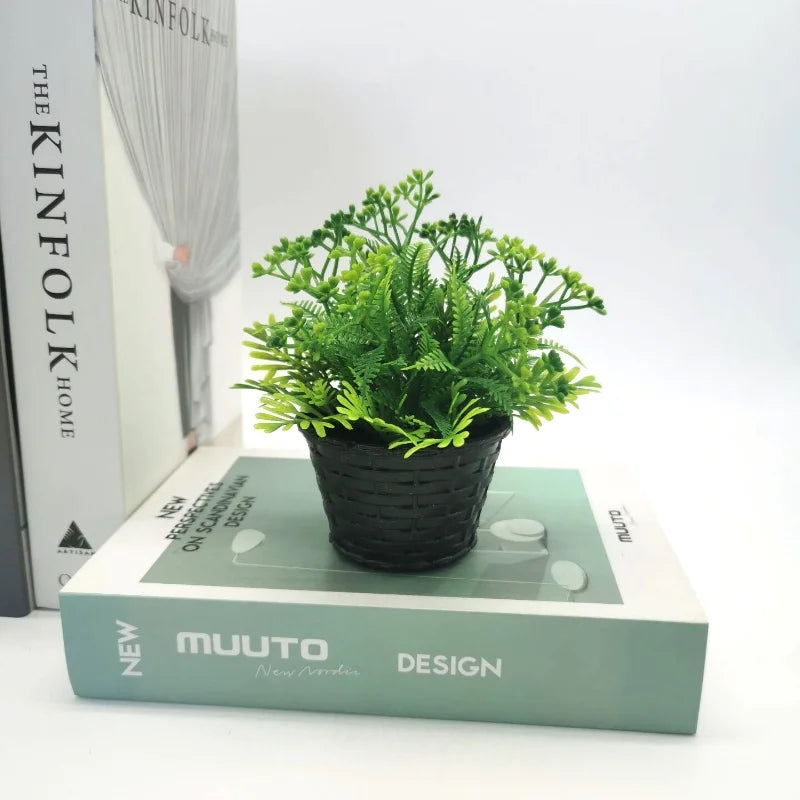 mini plante artificielle en pot pour décoration et événements festifs