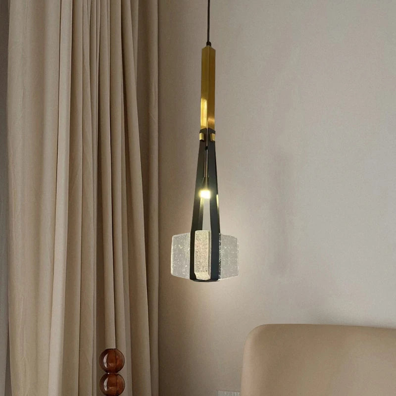 lampe suspendue en résine et cuir artificiel réglable en hauteur