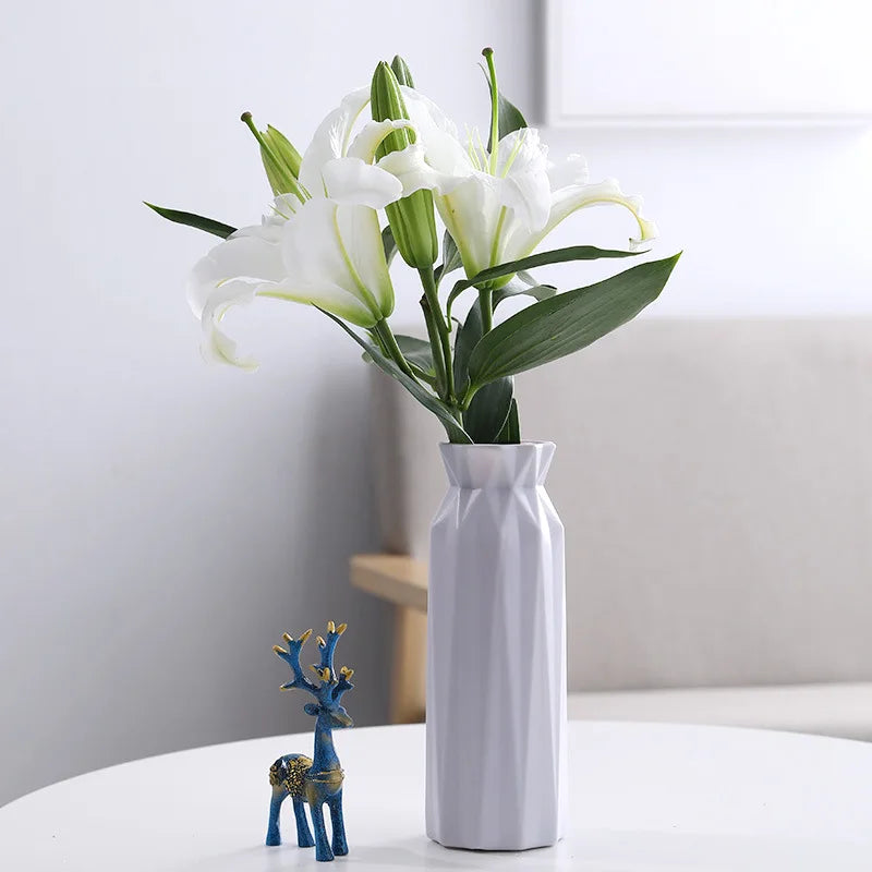 vase moderne en plastique pour décoration florale nordique