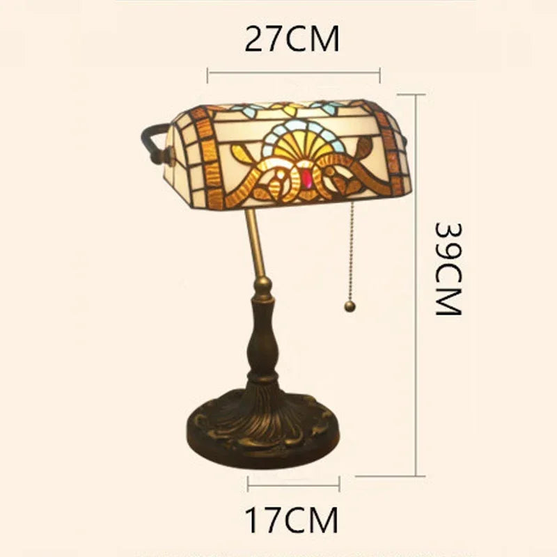 lampe à poser rétro nordique en verre teinté décor baroque méditerranéen