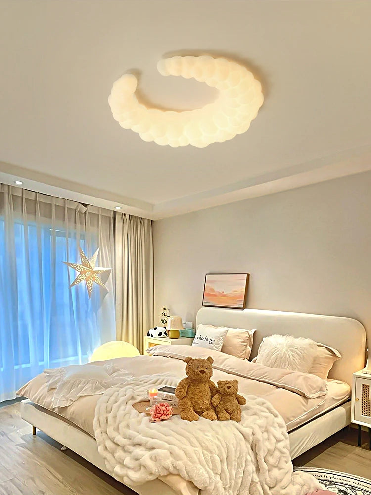 lustre lune design nuage pour décoration intérieure enfant