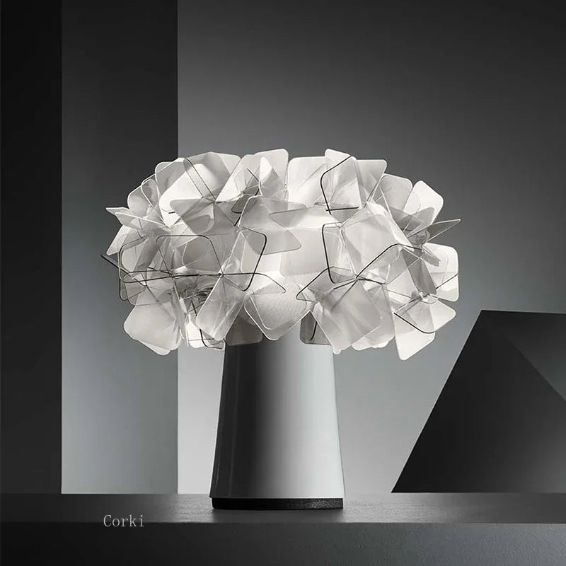 lampe de bureau moderne en plastique design floral décoratif