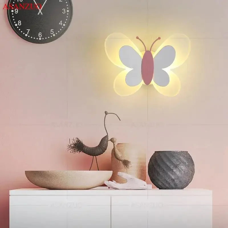 applique murale led papillon décorative pour chambre d'enfant