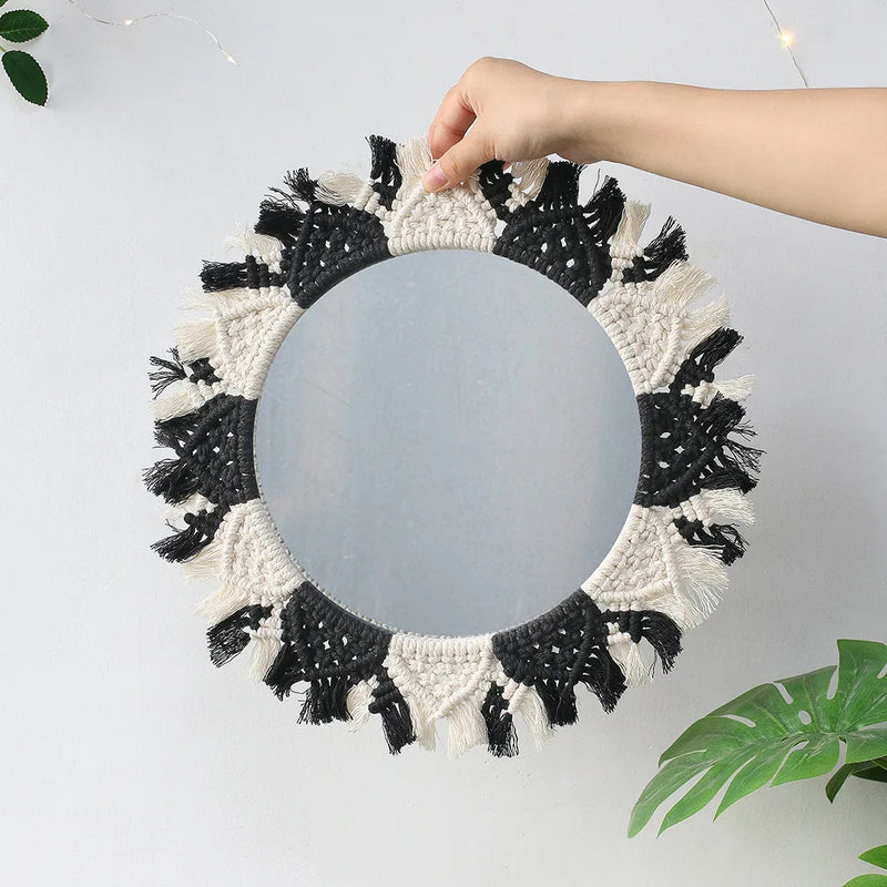 miroir mural en macramé style bohème pour décoration intérieure