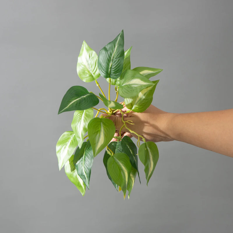 plantes artificielles monstera tropicales pour décoration intérieure et fêtes