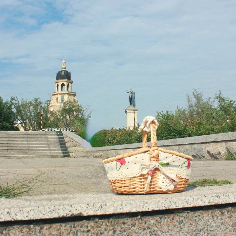 panier en osier tissé à la main pour pique-nique et rangement extérieur