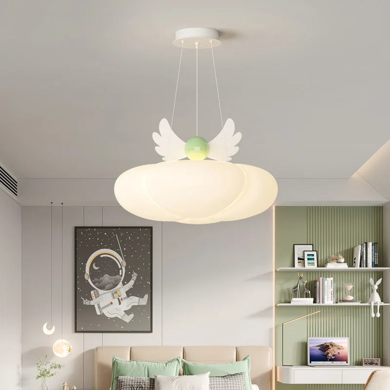 lustre mignon nuage ailes d'ange pour chambre de bébé